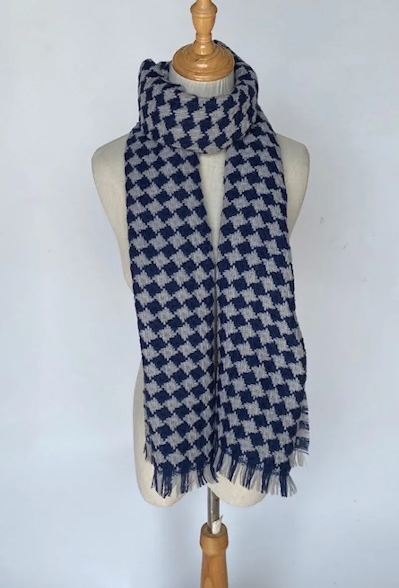 MEN TILES SCARF