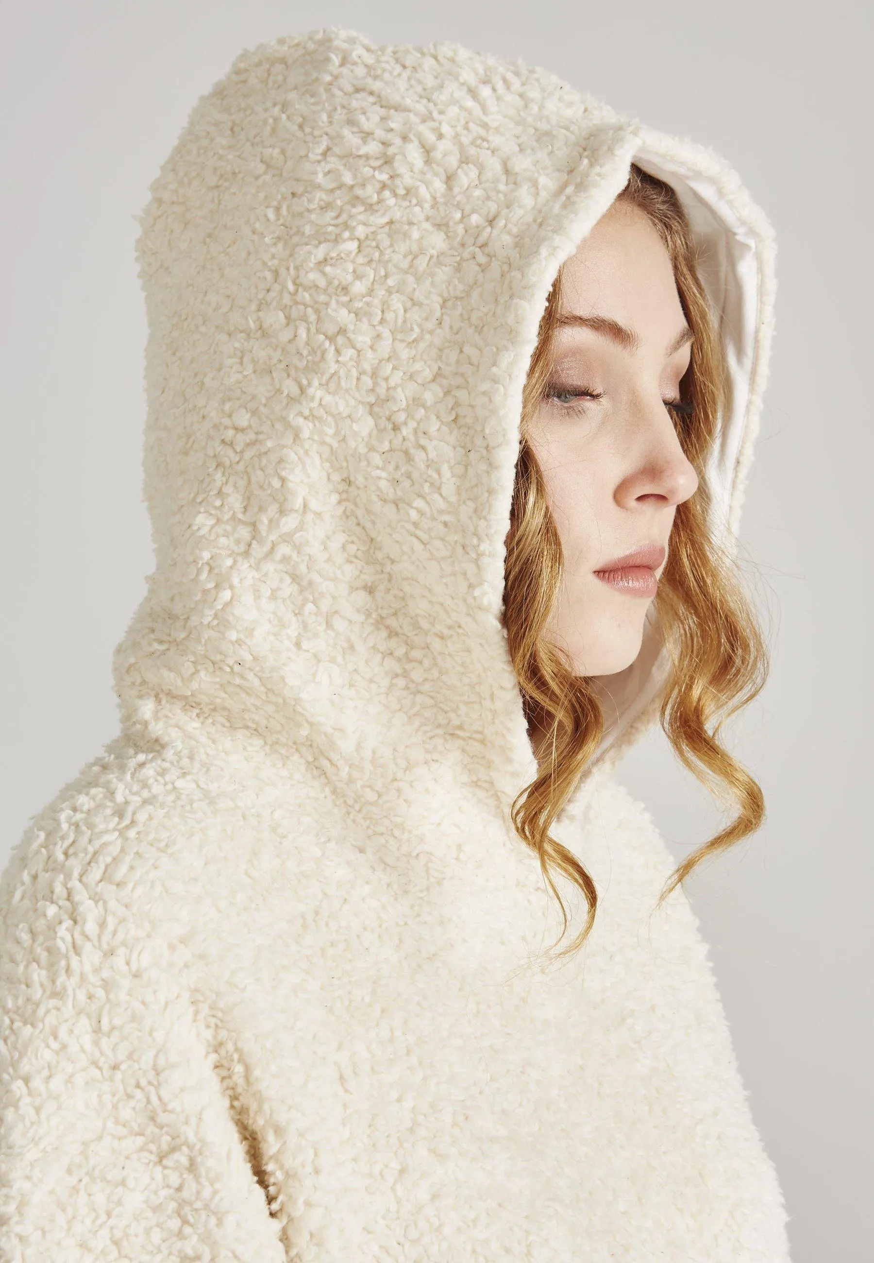 Teddyfell-Hoodie JOAN aus Bio-Baumwolle - Off White
